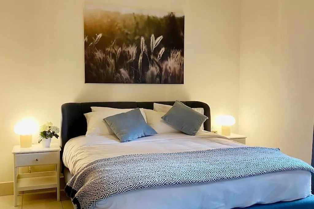 اتصالات 2 Bedroom Old Town Garden Apartment - The 108 Residences 